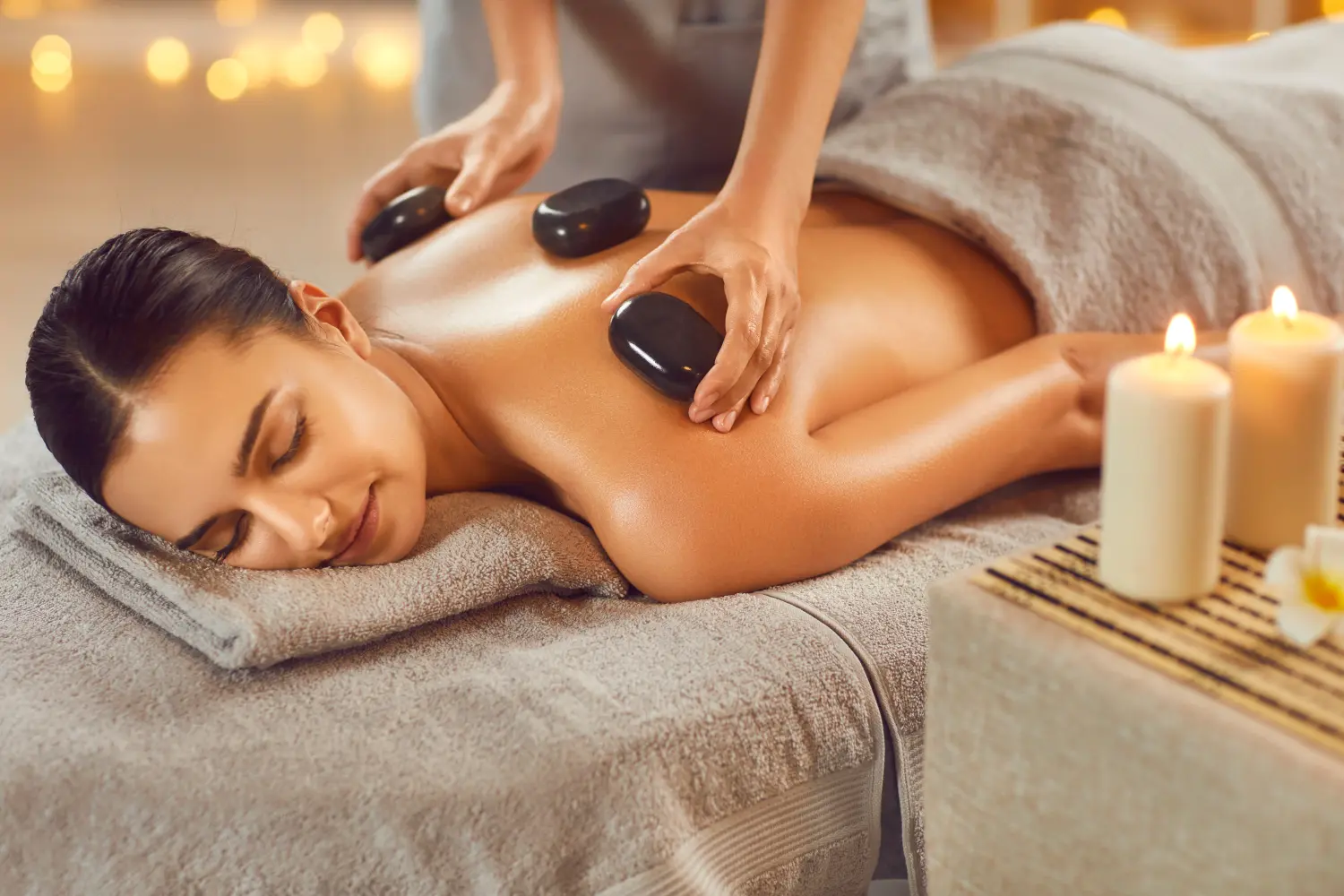 Hot-stone Massage Von Green Beauty Lounge Naturkosmetik Und Wellness